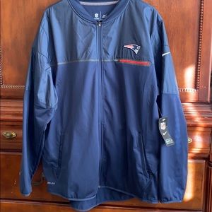 XL Nike New England Patriots Dri-Fit Windbreaker.